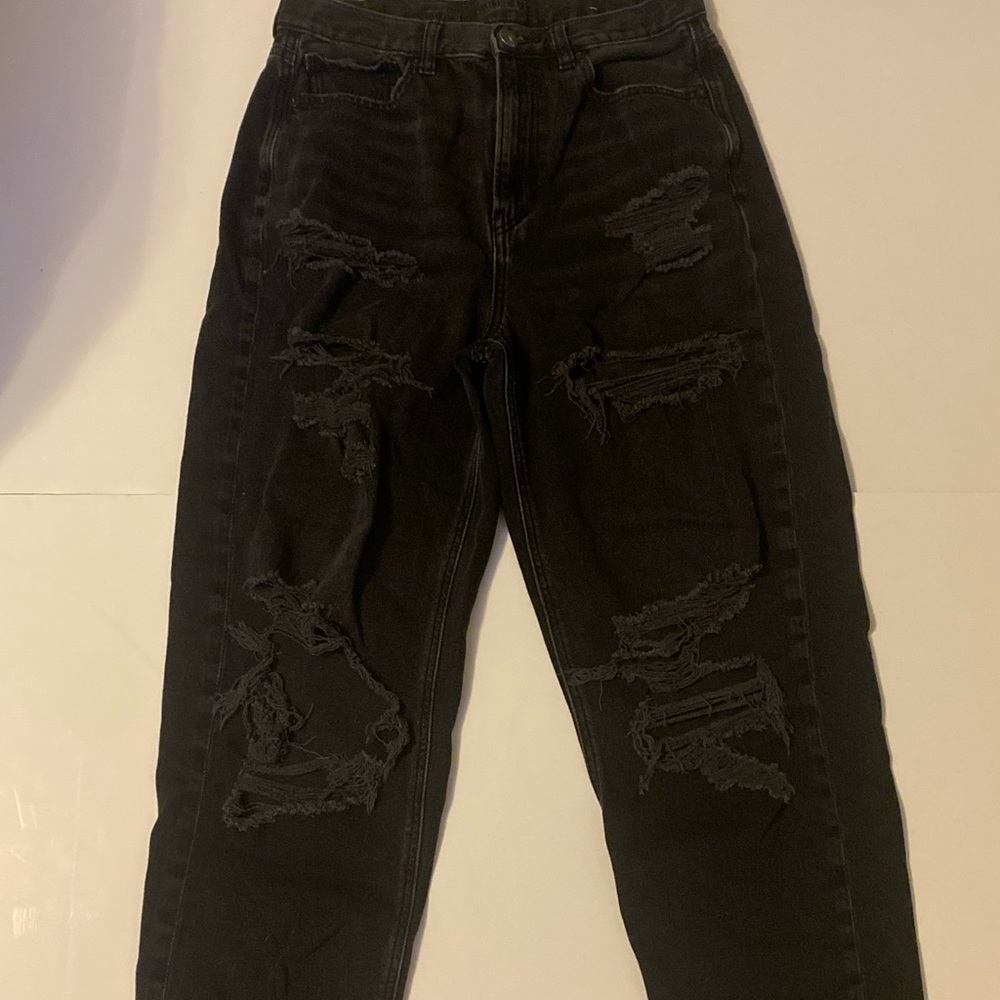 American Eagle Mom Jeans